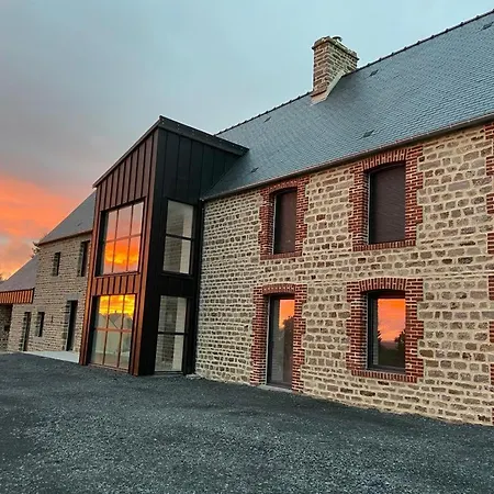 Maison Des Bruyères 25pers Jacuzzi, Billard Baby Le Bény-Bocage