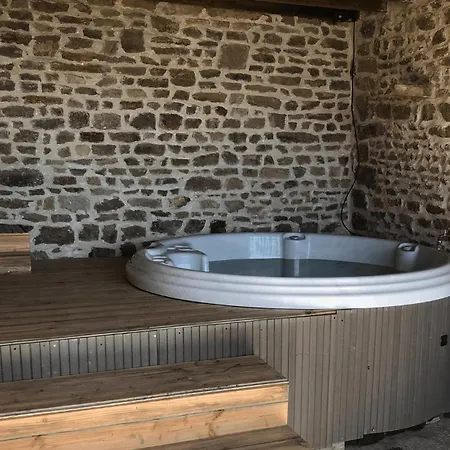 Villa Maison Des Bruyeres 25pers Jacuzzi, Billard Baby Le Beny-Bocage