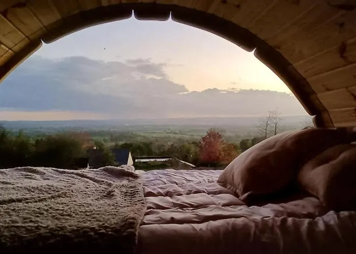 Maison Des Bruyères 25pers Jacuzzi, Billard Baby Le Bény-Bocage