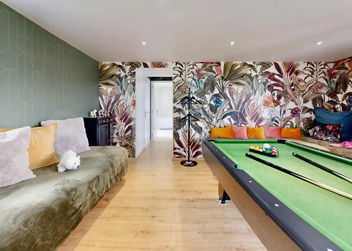 Maison Des Bruyères 25pers Jacuzzi, Billard Baby Le Bény-Bocage