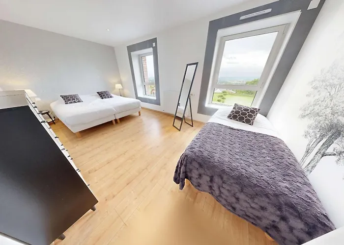 Casa vacanze Maison Des Bruyères 25pers Jacuzzi, Billard Baby Le Bény-Bocage