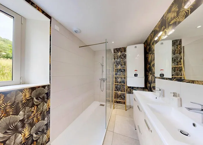 Casa vacanze Maison Des Bruyères 25pers Jacuzzi, Billard Baby Le Bény-Bocage